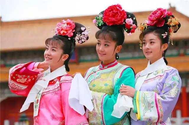 古装剧女主角颜值高 孙怡刘亦菲杨幂演技对比 袁冰妍赵露思鞠婧祎网剧女主竞争格局_2016古装女明星