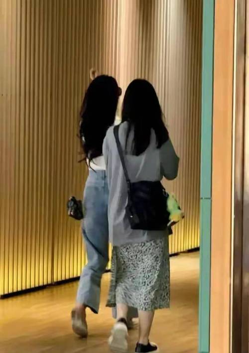 珠江频道娱乐没有圈_娱乐圈不雅_娱乐八卦圈