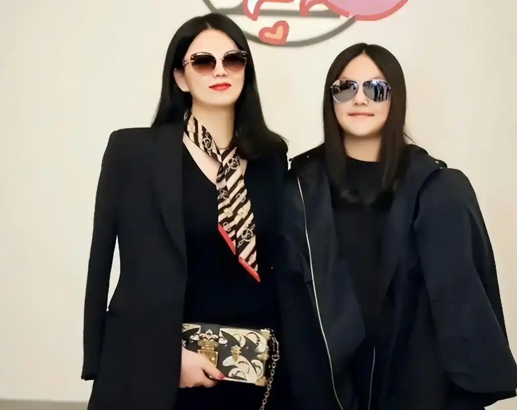 传播明星黑料犯法吗,_炫富明星李湘被封号原因_有钱人为什么还贪心