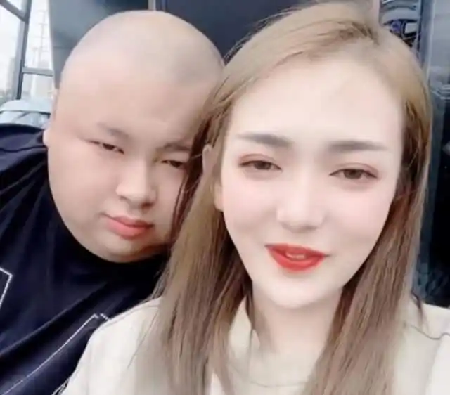 千万网红老狗破产_网红老狗讲八卦-_老狗妻子卷款跑路